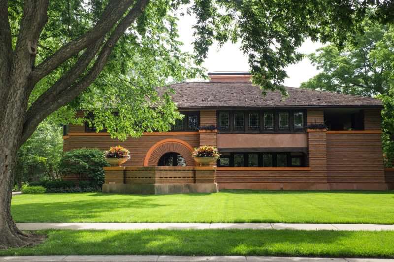 The Arthur B. Heurtley house in Oak Park Illinois by Frank Lloyd Wright